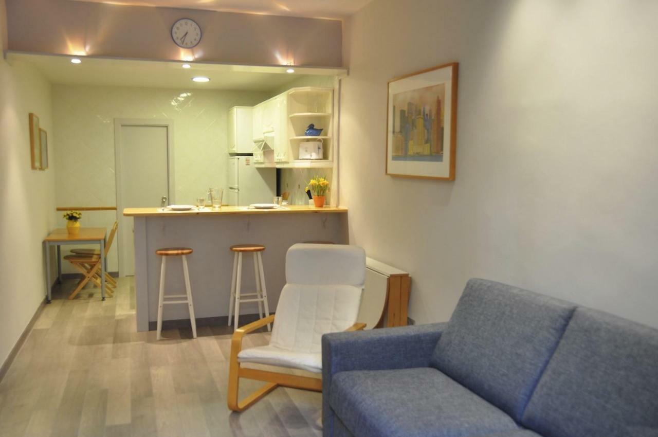Tendency Apartments 7 Barcelona Exterior photo