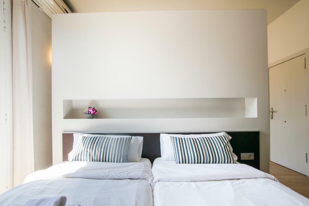 Tendency Apartments 7 Barcelona Exterior photo